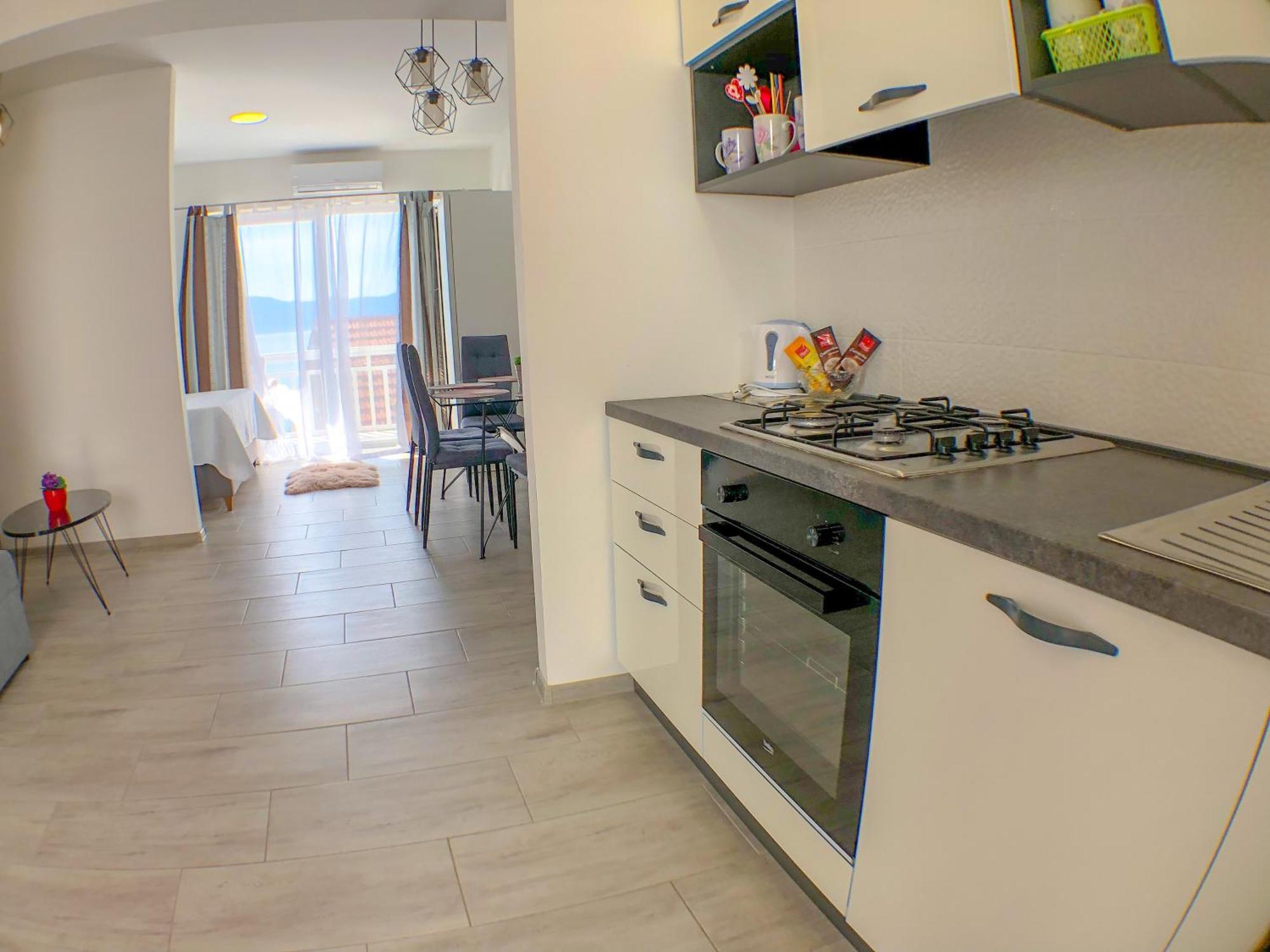 Apartments By The Sea Gradac, Makarska - 13181 Ruang foto